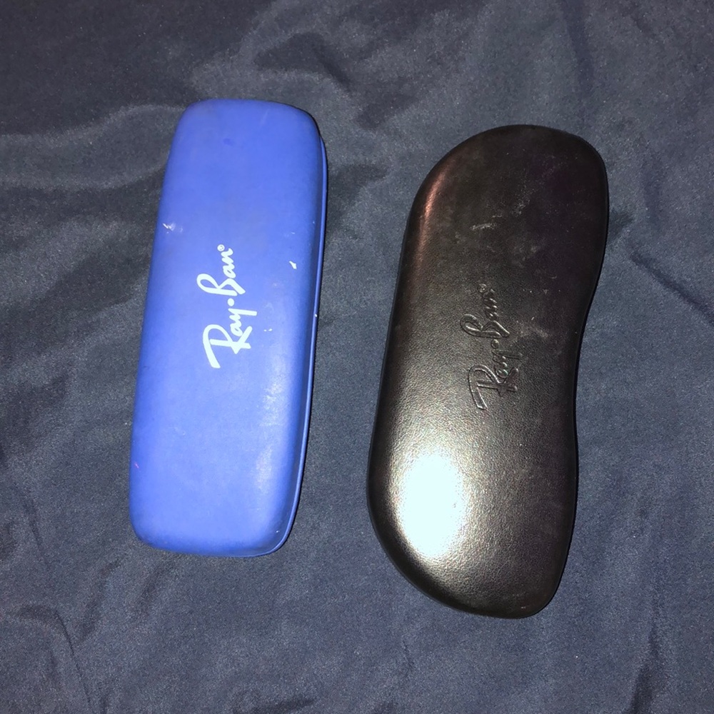 Case - Picture 2 of 2